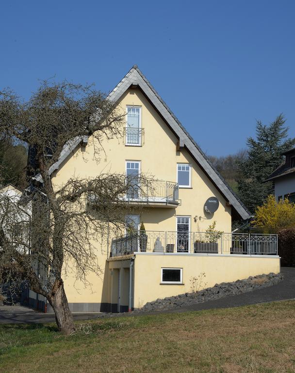 Gaestehaus Waldecker بوص المظهر الخارجي الصورة